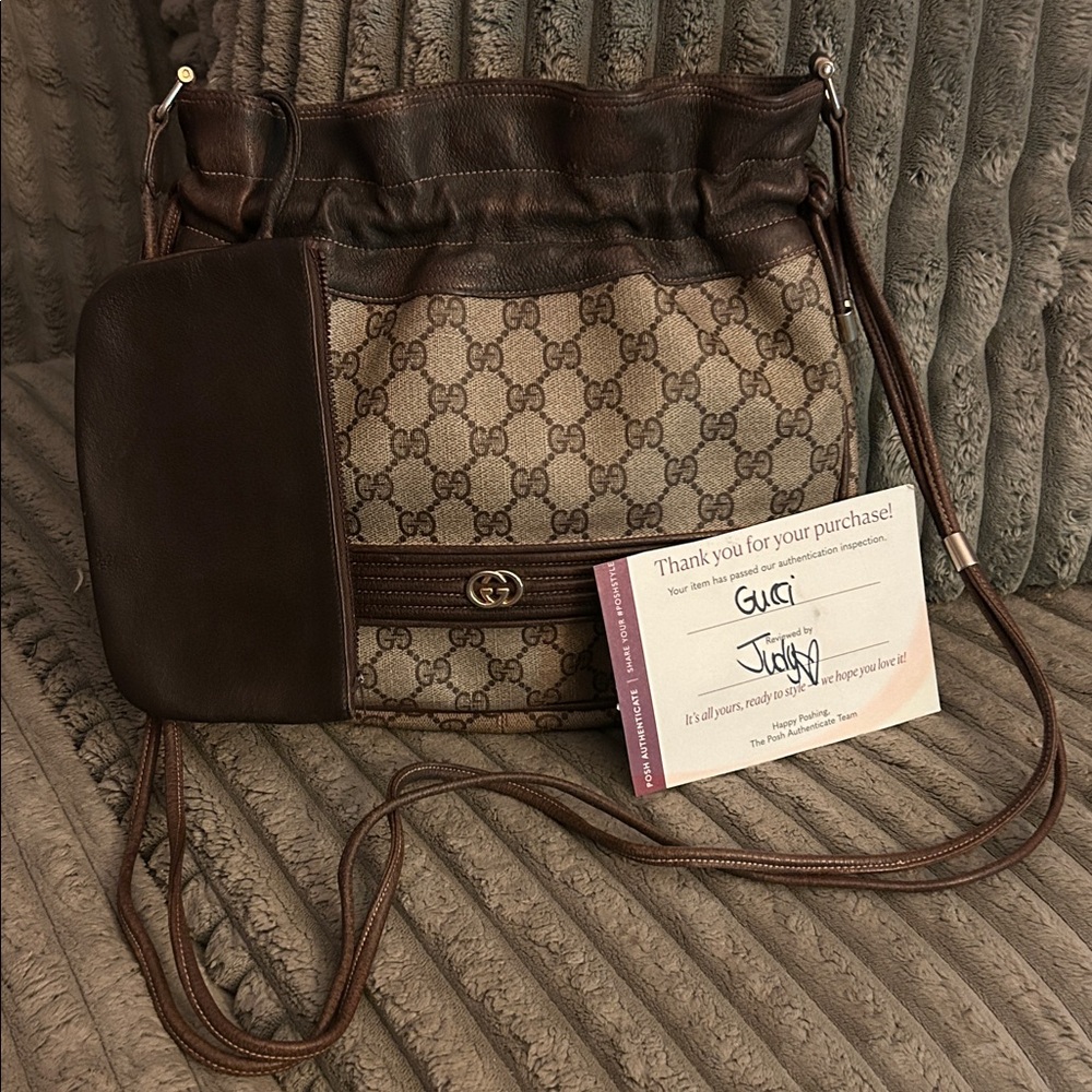 Gucci Vintage 70s Crossbody Bag GG Monogram Camera Bucket Shoulder Bag 1970s - Picture 3 of 17